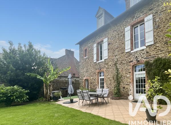 Maison à vendre 9 pièces 224 m² Châteauneuf-d'Ille-et-Vilaine