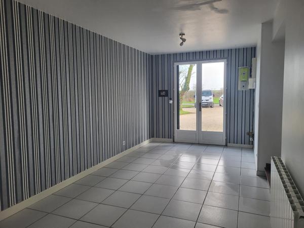 Maison à vendre 7 pièces proche de AIRVAULT (79) Terrain 7 446 m²