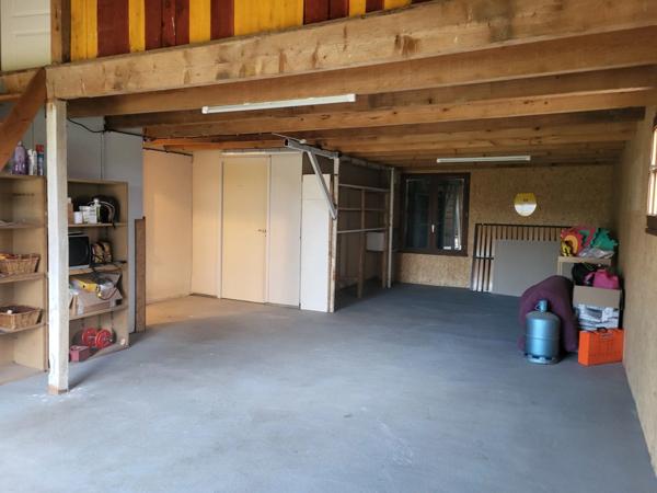 Maison à vendre 7 pièces proche de AIRVAULT (79) Terrain 7 446 m²