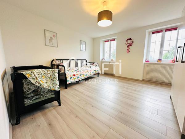 Maison - 7 pièces - 175m²