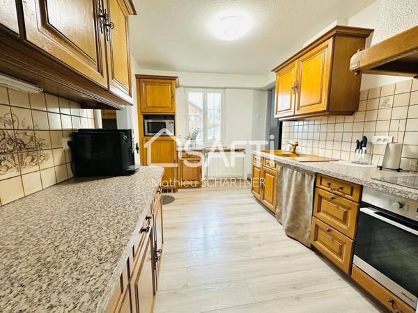 Maison - 7 pièces - 175m²