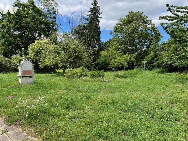 EXCLUSIVITE ! Pavillon sur 3000m² à MONTBIZOT
