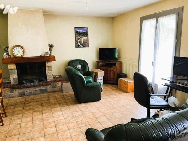 EXCLUSIVITE ! Pavillon sur 3000m² à MONTBIZOT