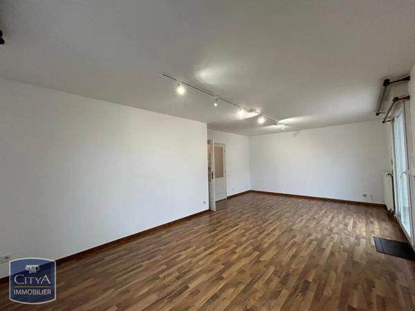 Appartement à louer 3 pièces 76m²