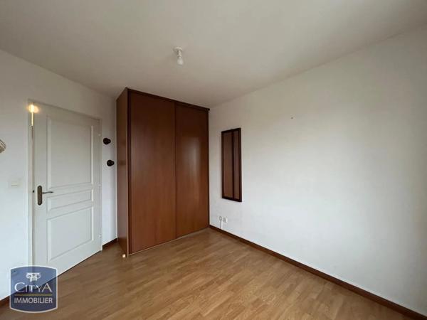 Appartement à louer 3 pièces 76m²