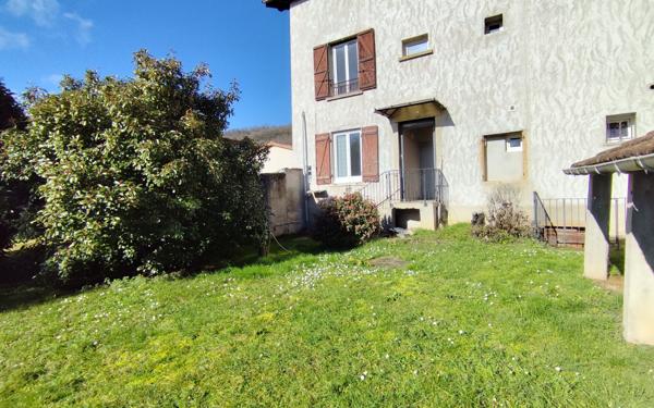 Appartement à louer    2 pièces •  Saint-Maurice-de-Beynost