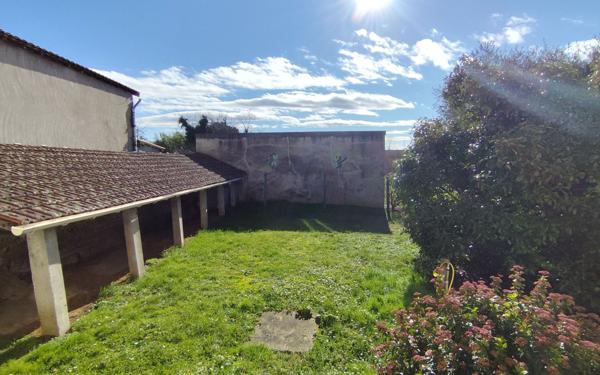 Appartement à louer    2 pièces •  Saint-Maurice-de-Beynost