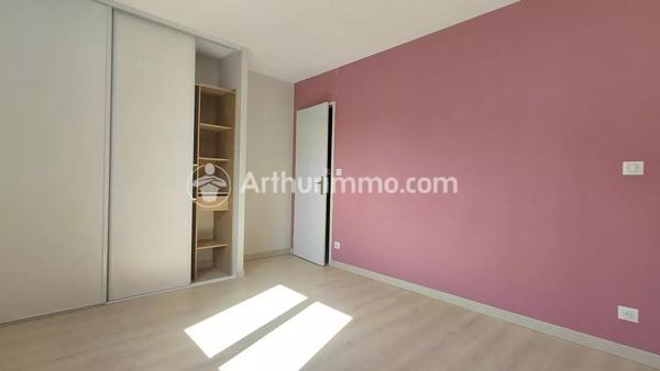 Vente                                                      Maison
                        
                     5 pièces                      104 m2                     à Razac-sur-l'Isle