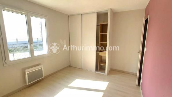 Vente                                                      Maison
                        
                     5 pièces                      104 m2                     à Razac-sur-l'Isle