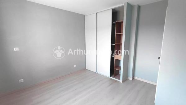 Vente                                                      Maison
                        
                     5 pièces                      104 m2                     à Razac-sur-l'Isle