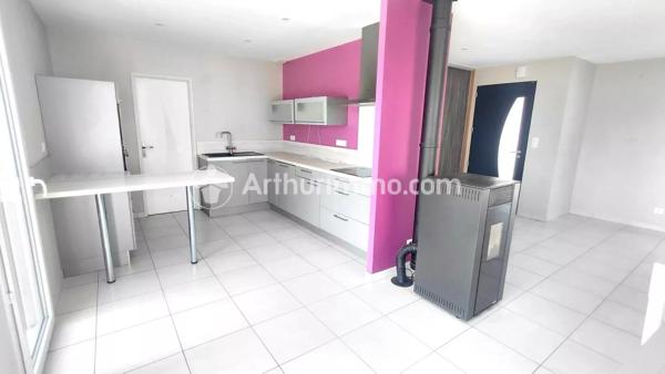 Vente                                                      Maison
                        
                     5 pièces                      104 m2                     à Razac-sur-l'Isle