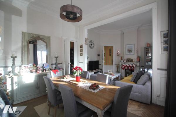 CAMBRAI- Maison 4 chambres, 122 m2 environ, à deux pas de l'hyper centre-ville.