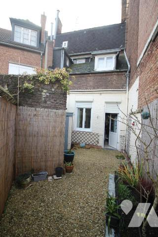 CAMBRAI- Maison 4 chambres, 122 m2 environ, à deux pas de l'hyper centre-ville.