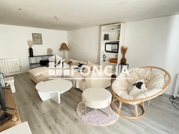 À vendre Immeuble 220.48 m² - Juziers 78820
