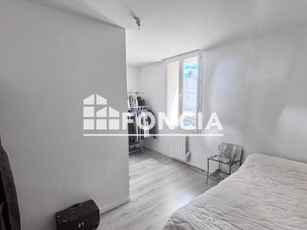 À vendre Immeuble 220.48 m² - Juziers 78820