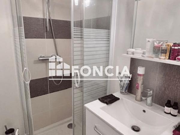 À vendre Immeuble 220.48 m² - Juziers 78820