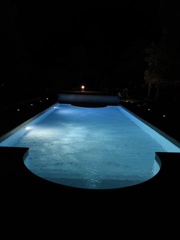 Maison d'architecte de 284 m² avec parc et piscine chauffée - Neuville de Poitou