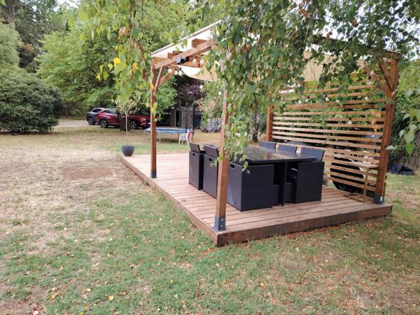 Maison d'architecte de 284 m² avec parc et piscine chauffée - Neuville de Poitou