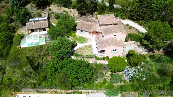 Maison spacieuse de 6 pièces avec piscine à vendre à Limoux