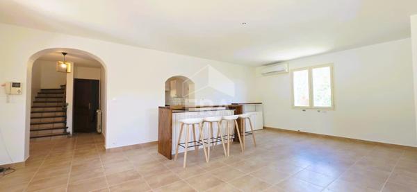 Maison spacieuse de 6 pièces avec piscine à vendre à Limoux