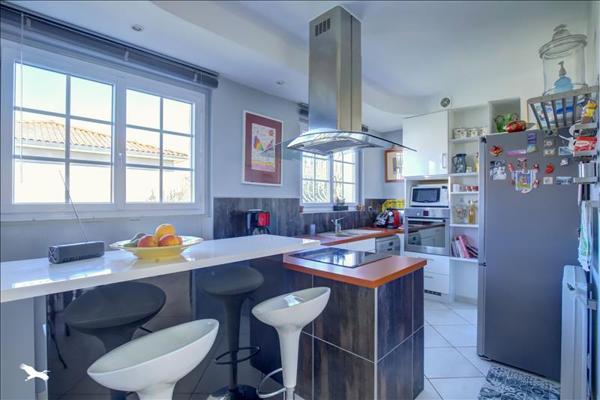 Maison à vendre |  Saint-Jean |  6 pièces | 137 m²