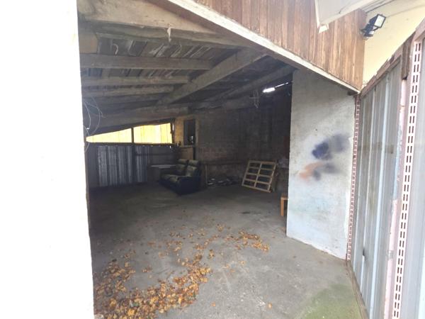 Appartement à louer 3 pièces, 114 m², SAINT PORQUIER (82), garages, jardin clôturé 780m²,