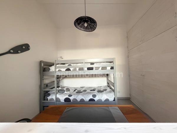 Appartement  Terrasse avec garage à  SAINT MARTIN DE RE (17)