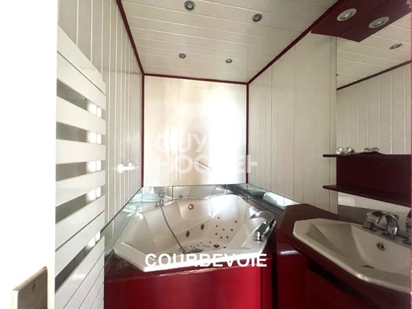 Appartement Courbevoie 5 pièces 97m2