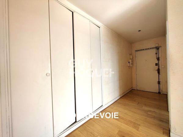 Appartement Courbevoie 5 pièces 97m2