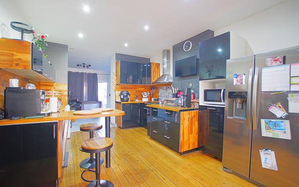 Maison à vendre    7 pièces •  Roye