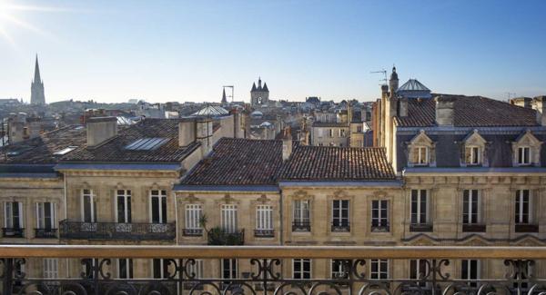 Dominer Bordeaux - Dernier Etage en Pierre avec Terrasses, 2 Parkings et Ascenseur - Saint Catherine