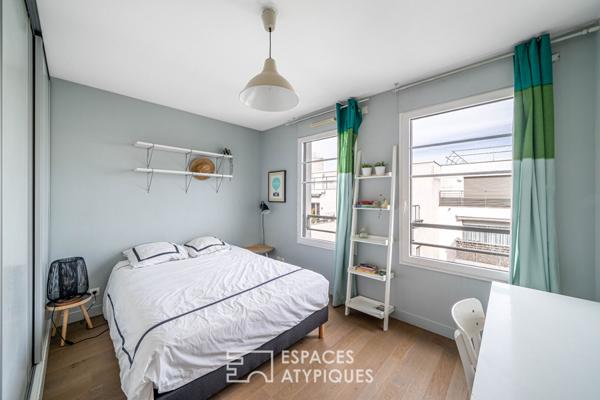 Dernier étage contemporain avec terrasses