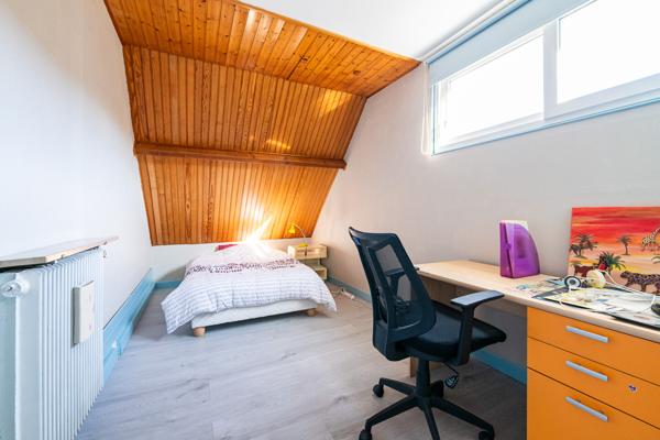 Chilly-Mazarin (91380) Chilly-Mazarin (Bas) – Maison individuelle familiale avec beaux volumes et sous-sol total