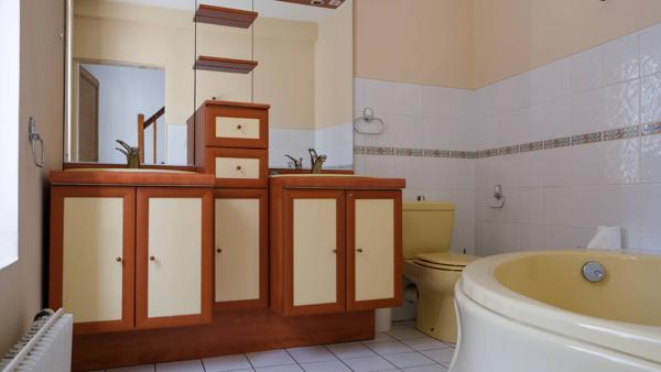 Vente Immeuble155 m² - ST POL SUR TERNOISE (62130)