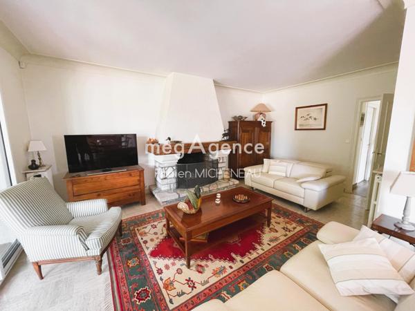 Maison à CHOLET, 49300 - 6 pièces 134m²