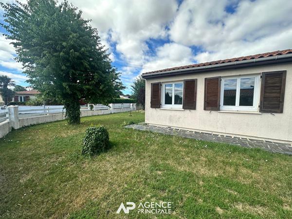 Maison - 4 pièces - 84m² €269 500 ** - Référence HDO626ED2