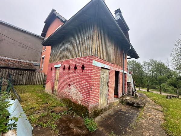 MAISON 87M² A RENOVER PROCHE LURE TERRAIN  598 M²