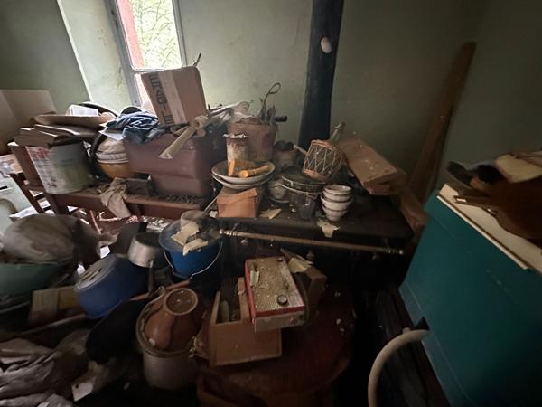 MAISON 87M² A RENOVER PROCHE LURE TERRAIN  598 M²