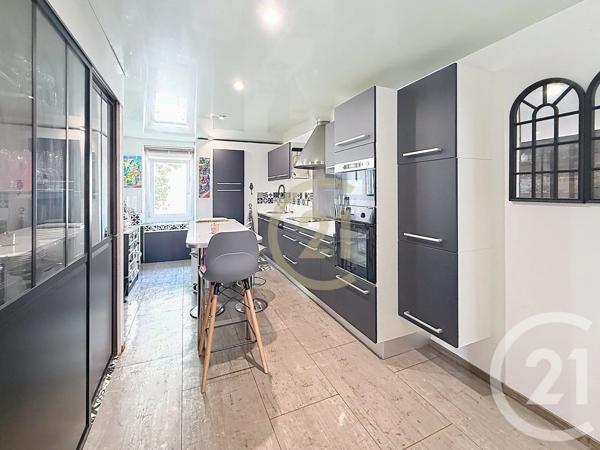 Maison à vendre  7 pièces - 177 m 2   MONTOIR DE BRETAGNE  - 44