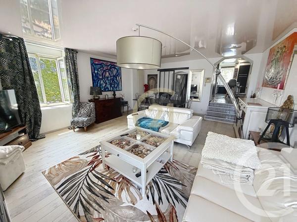 Maison à vendre  7 pièces - 177 m 2   MONTOIR DE BRETAGNE  - 44