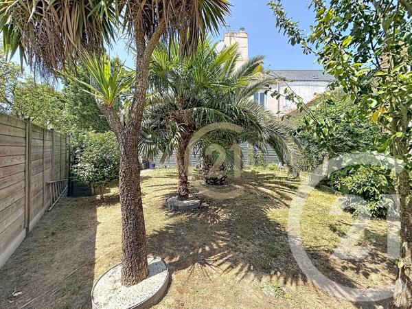 Maison à vendre  7 pièces - 177 m 2   MONTOIR DE BRETAGNE  - 44