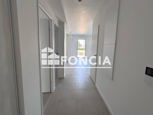 Location Appartement 3 pièces 67.9 m² - BAYA C201 - 65 RUE DES SAUNIERS La Rochelle 17000