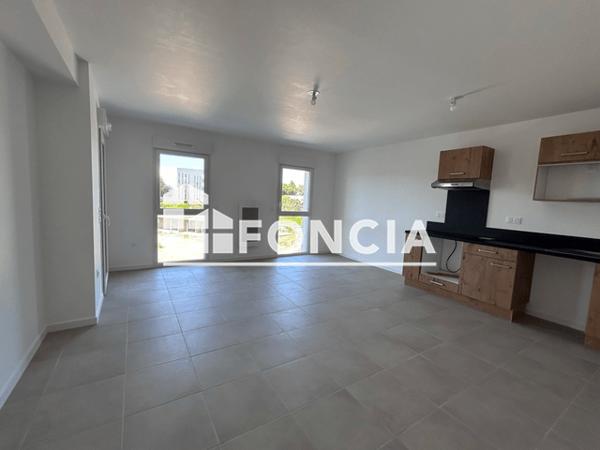Location Appartement 3 pièces 67.9 m² - BAYA C201 - 65 RUE DES SAUNIERS La Rochelle 17000