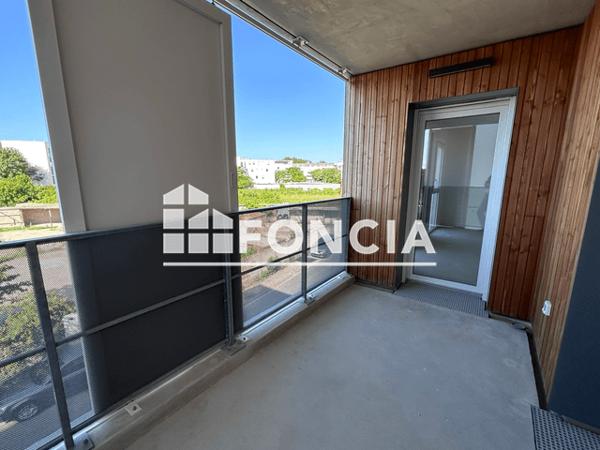 Location Appartement 3 pièces 67.9 m² - BAYA C201 - 65 RUE DES SAUNIERS La Rochelle 17000