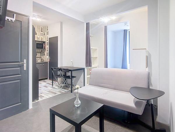 Location appartement Dijon - 1 pièce(s) - 23 m² - 570 €/mois