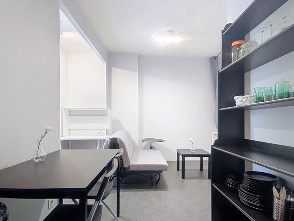 Location appartement Dijon - 1 pièce(s) - 23 m² - 570 €/mois