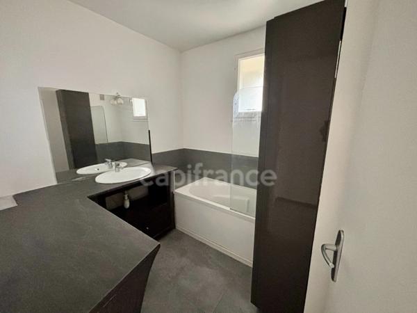 Appartement à vendre 2 pièces LA CIOTAT (13)