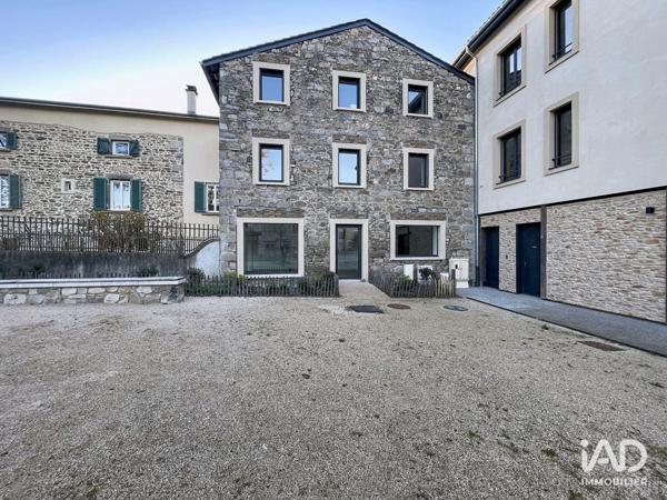 Location boutique/local commercial 93 m² Saint-Laurent-d'Agny