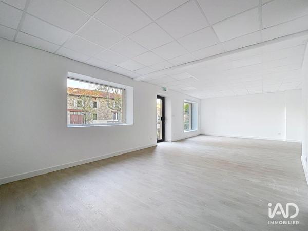 Location boutique/local commercial 93 m² Saint-Laurent-d'Agny