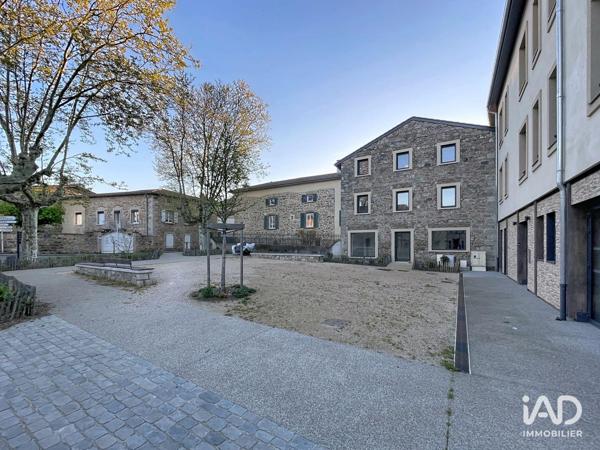 Location boutique/local commercial 93 m² Saint-Laurent-d'Agny
